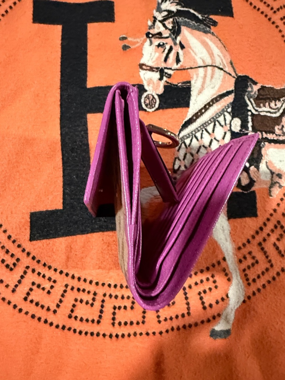 Gucci Beige GG Monogram Mini Box with Pink Trim - Picture 4 of 9